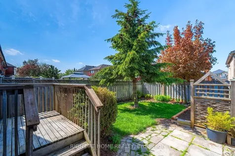 18 Frank Johnston Road Caledon ON L7E 2L4