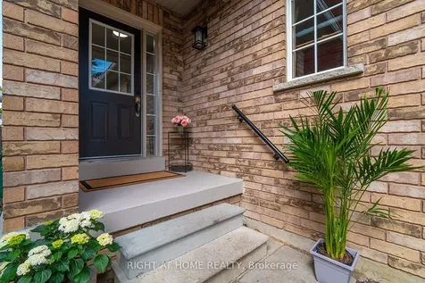 18 Frank Johnston Road Caledon ON L7E 2L4