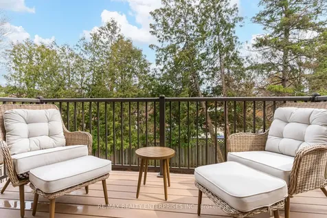 1842 Pagehurst Avenue Mississauga ON L4X 1Y6