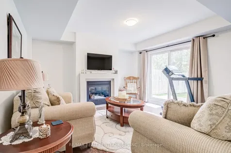 1842 Pagehurst Avenue Mississauga ON L4X 1Y6