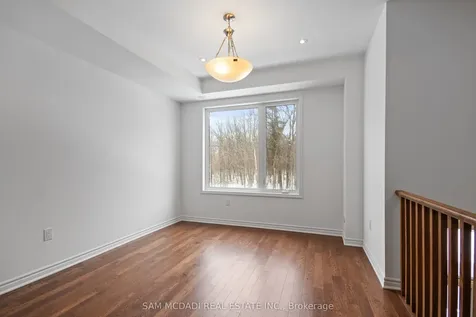4068 Kadic Terrace Mississauga ON L5M 2S8