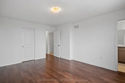 4068 Kadic Terrace Mississauga ON L5M 2S8