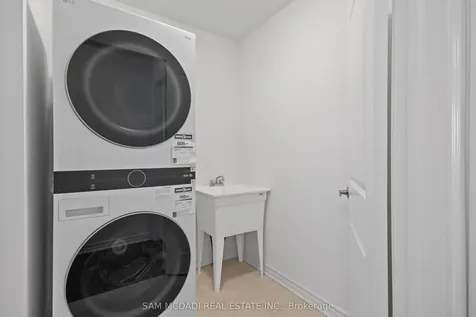 4068 Kadic Terrace Mississauga ON L5M 2S8