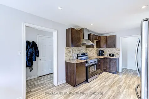 8 Joanne Court Brampton ON L6Y 2J8