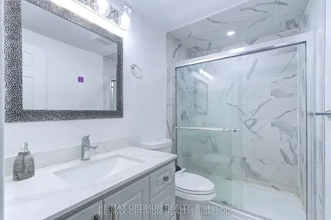 8 Joanne Court Brampton ON L6Y 2J8