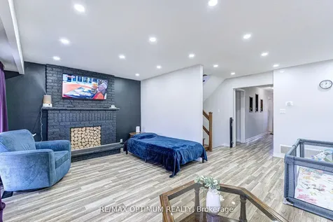 8 Joanne Court Brampton ON L6Y 2J8