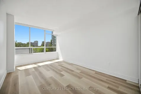 24 Hanover Road Brampton ON L6S 5K8
