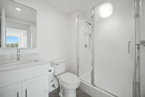 24 Hanover Road Brampton ON L6S 5K8