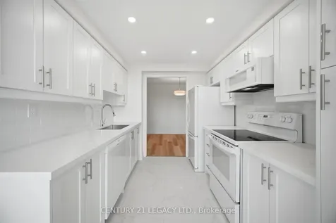 24 Hanover Road Brampton ON L6S 5K8
