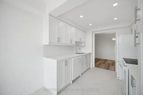24 Hanover Road Brampton ON L6S 5K8