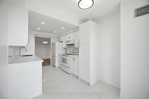 24 Hanover Road Brampton ON L6S 5K8