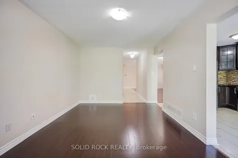 58 Ravenscliffe Court Brampton ON L6X 4N9
