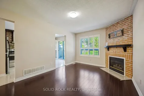 58 Ravenscliffe Court Brampton ON L6X 4N9