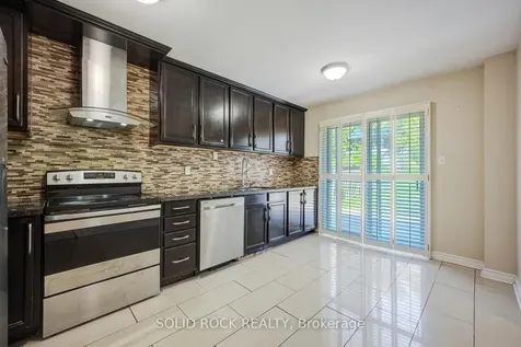 58 Ravenscliffe Court Brampton ON L6X 4N9