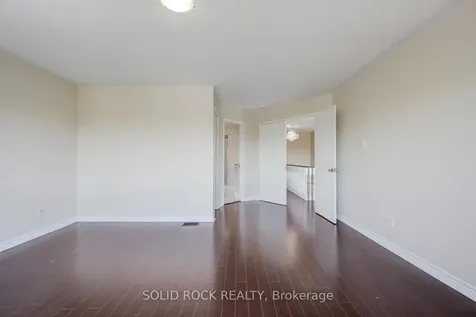 58 Ravenscliffe Court Brampton ON L6X 4N9