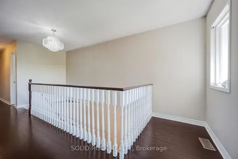58 Ravenscliffe Court Brampton ON L6X 4N9