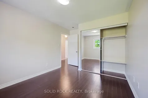 58 Ravenscliffe Court Brampton ON L6X 4N9