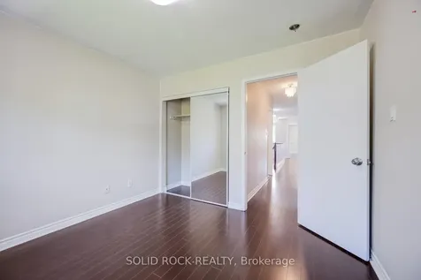 58 Ravenscliffe Court Brampton ON L6X 4N9