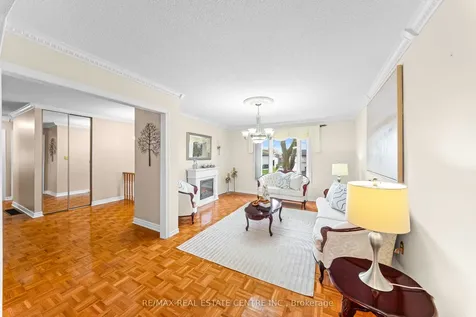 24 Linkdale Road Brampton ON L6V 2Y4