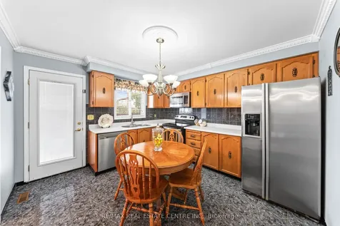 24 Linkdale Road Brampton ON L6V 2Y4