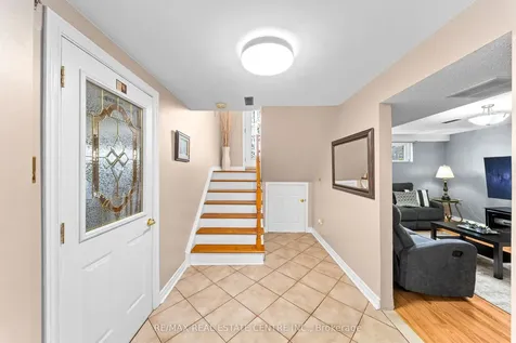 24 Linkdale Road Brampton ON L6V 2Y4