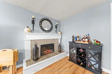 24 Linkdale Road Brampton ON L6V 2Y4
