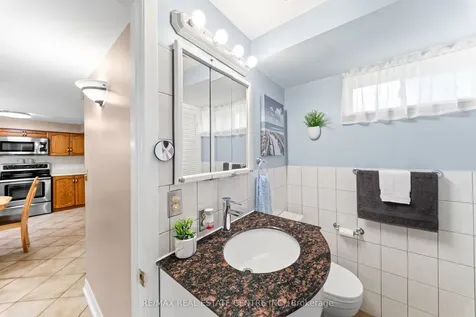 24 Linkdale Road Brampton ON L6V 2Y4