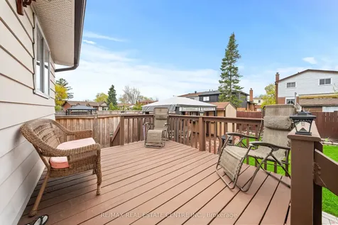 24 Linkdale Road Brampton ON L6V 2Y4