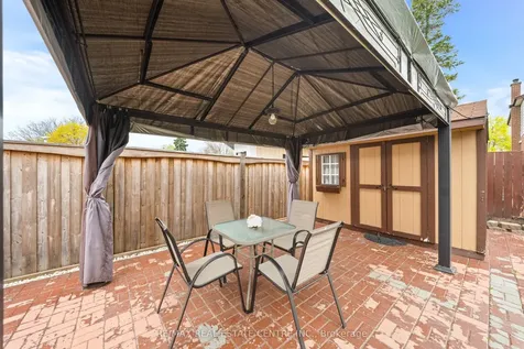 24 Linkdale Road Brampton ON L6V 2Y4