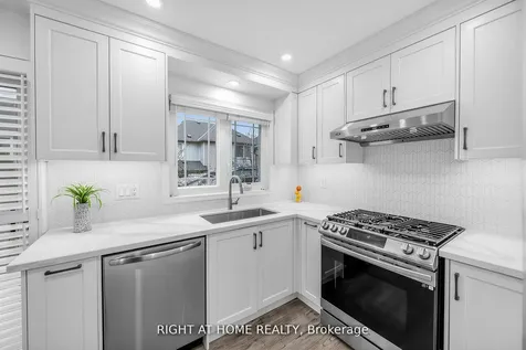 3162 Rock Harbour Road Mississauga ON L5B 4G7