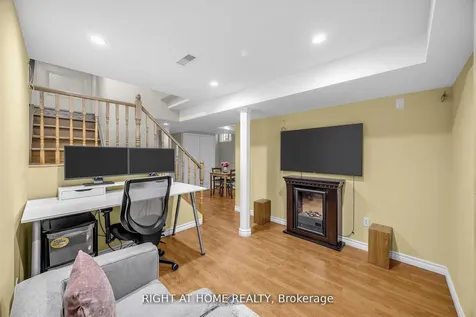 3162 Rock Harbour Road Mississauga ON L5B 4G7