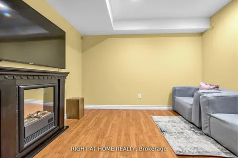 3162 Rock Harbour Road Mississauga ON L5B 4G7