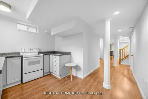 3162 Rock Harbour Road Mississauga ON L5B 4G7