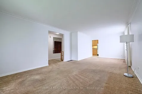 2055 Family Crescent Mississauga ON L4X 1G7