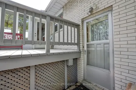 2055 Family Crescent Mississauga ON L4X 1G7