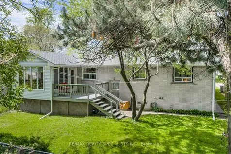 2055 Family Crescent Mississauga ON L4X 1G7