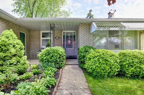 2055 Family Crescent Mississauga ON L4X 1G7