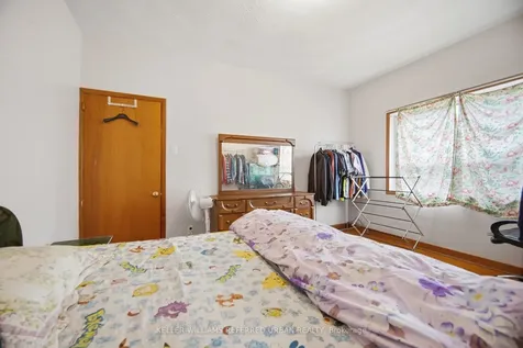 174 Lansdowne Avenue Toronto ON M6K 2V9
