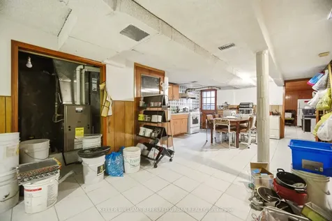 174 Lansdowne Avenue Toronto ON M6K 2V9