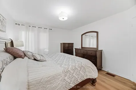 2665 Thomas Street Mississauga ON L5M 6G6