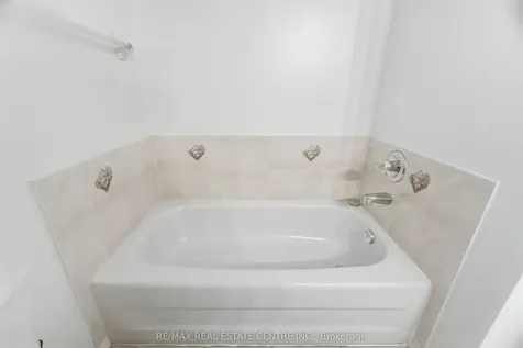 2665 Thomas Street Mississauga ON L5M 6G6