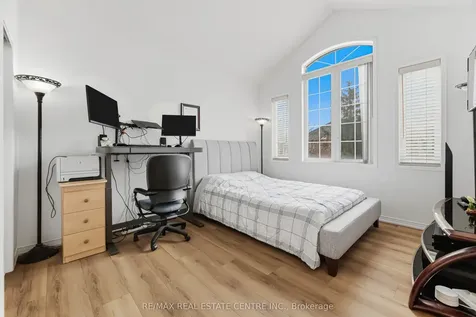 2665 Thomas Street Mississauga ON L5M 6G6