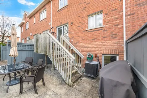 2665 Thomas Street Mississauga ON L5M 6G6
