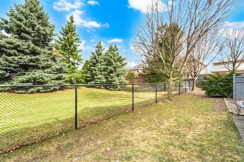 2665 Thomas Street Mississauga ON L5M 6G6