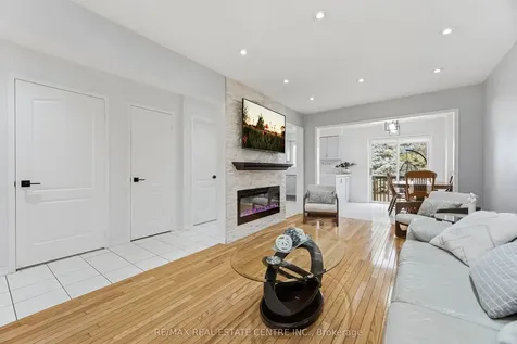 2665 Thomas Street Mississauga ON L5M 6G6