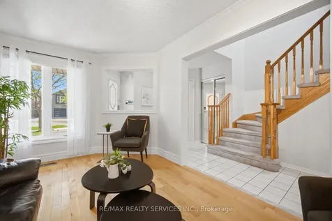 3229 Fanleaf Drive Mississauga ON L5N 7C8