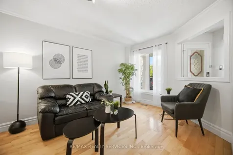 3229 Fanleaf Drive Mississauga ON L5N 7C8
