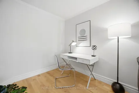 3229 Fanleaf Drive Mississauga ON L5N 7C8