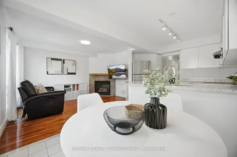 3229 Fanleaf Drive Mississauga ON L5N 7C8