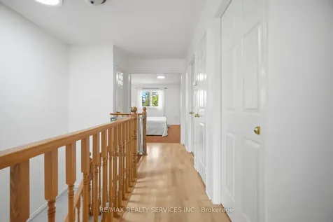 3229 Fanleaf Drive Mississauga ON L5N 7C8